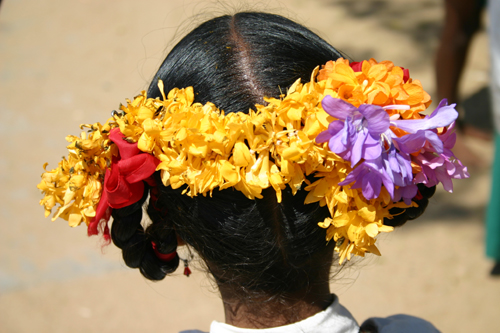 girl with hair-flowers